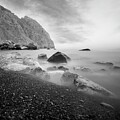 Perissa waves